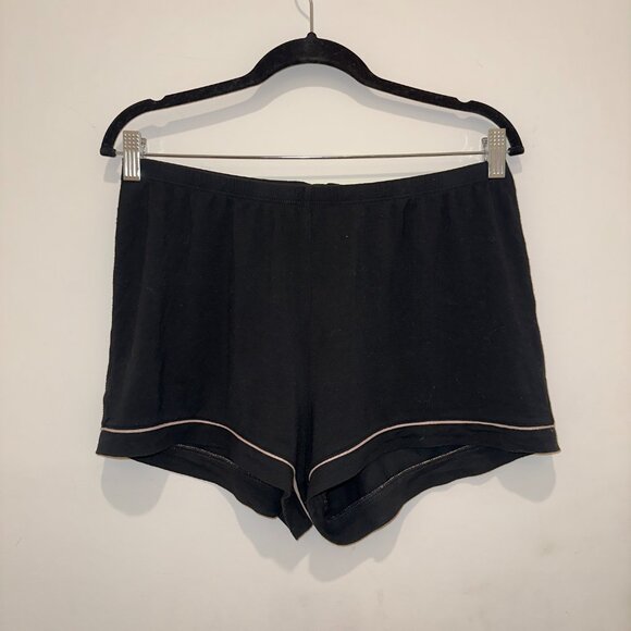 Gilligan & O'Malley Women's Pajama Set in Black - Picture 3 of 5